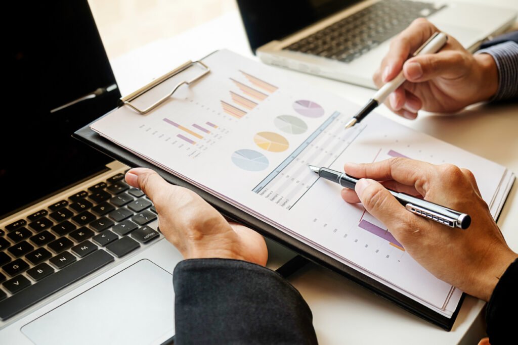 Valuation of biomedical equipment